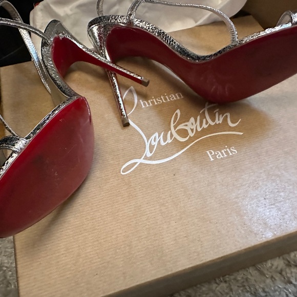 Amazing pair of Rosalie Louboutins - Picture 2 of 6